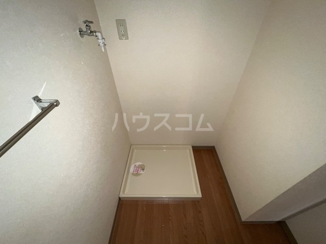 27/29 エントランス