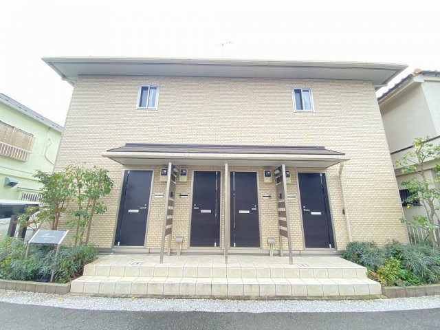 21/26 エントランス