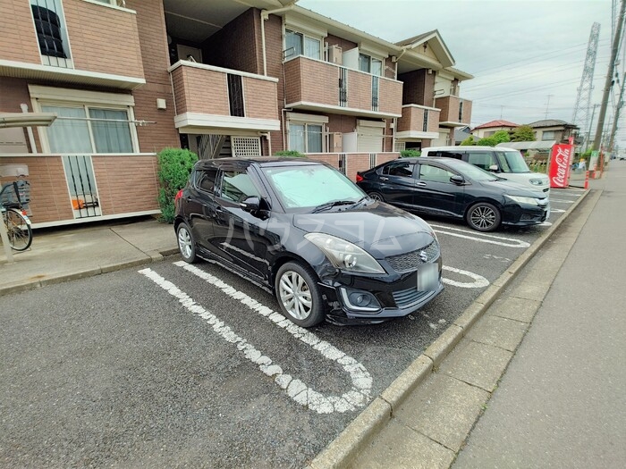 26/30 駐車場