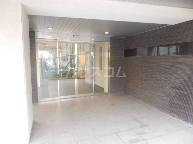 19/29 エントランス