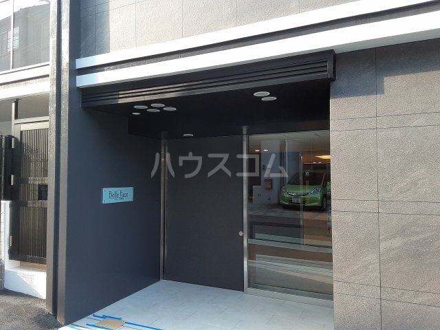 17/19 エントランス