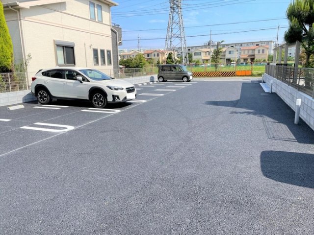 16/25 駐車場