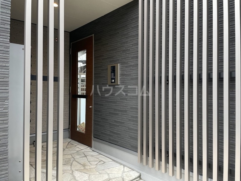 3/10 エントランス