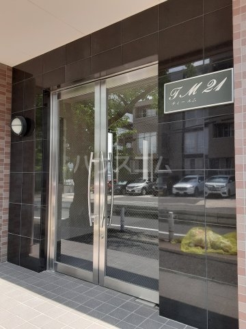 22/30 エントランス