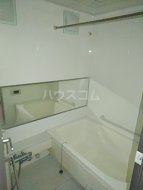14/30 浴室