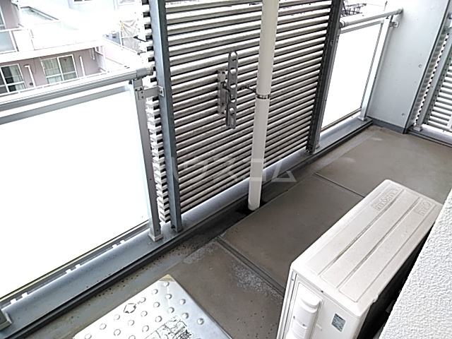 21/30 バルコニー