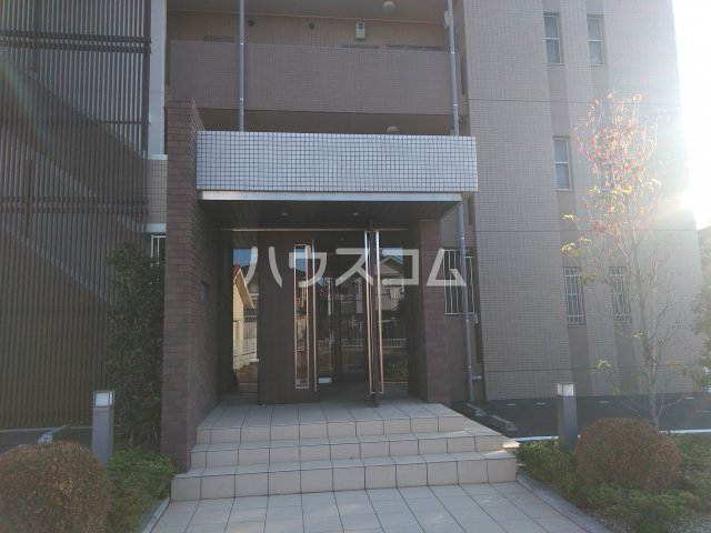 3/10 エントランス