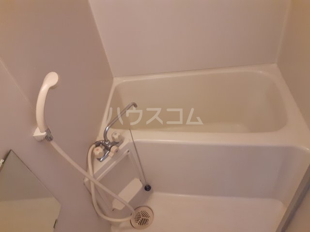 17/30 浴室