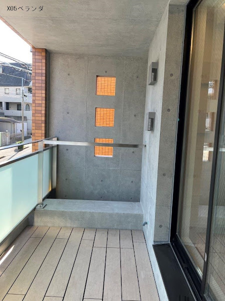 19/30 バルコニー