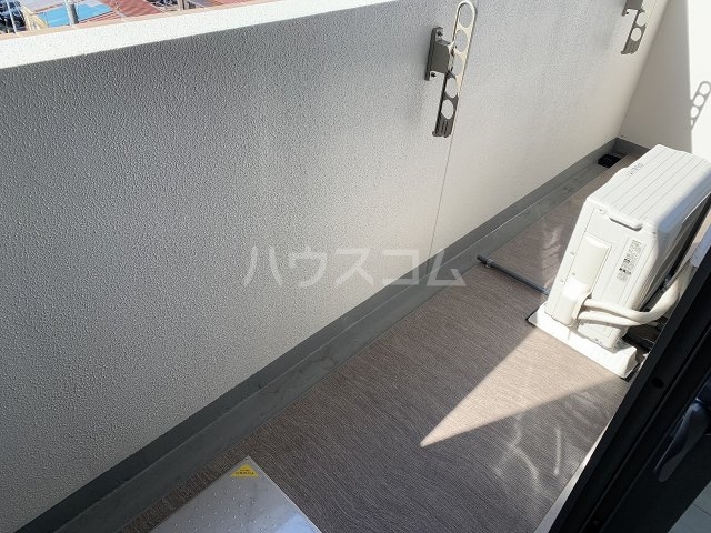 20/30 バルコニー