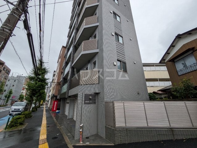 2/10 外観