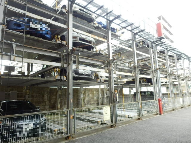 20/28 駐車場