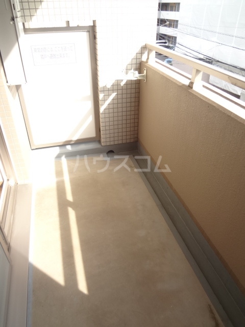 19/30 バルコニー