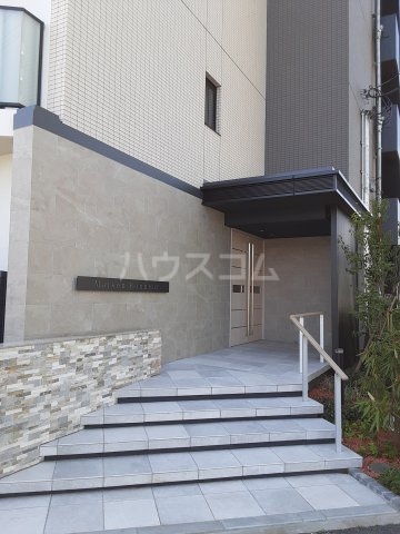 2/4 エントランス