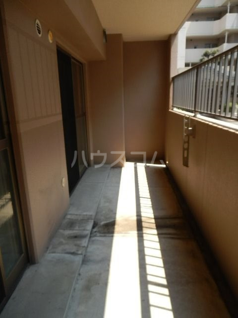 20/30 バルコニー