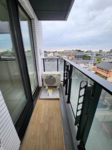 14/28 バルコニー