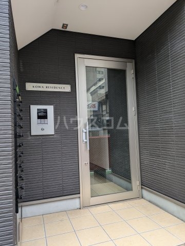 2/4 エントランス