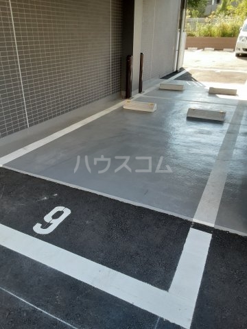 22/23 駐車場