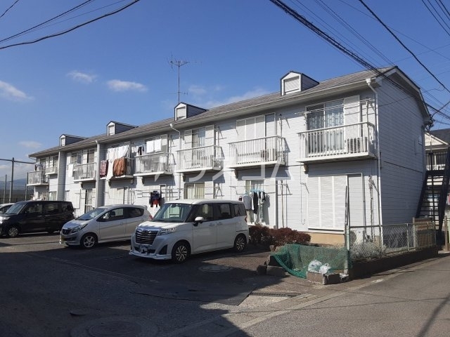 いちかわ中野ハイツの外観