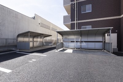 2/2 駐車場