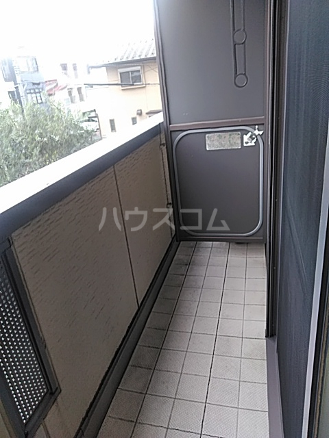 3/4 エントランス