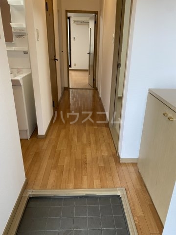 14/30 玄関