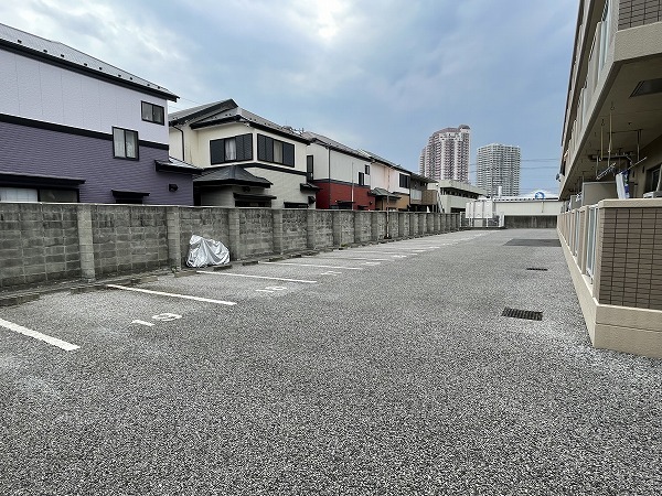 21/30 駐車場