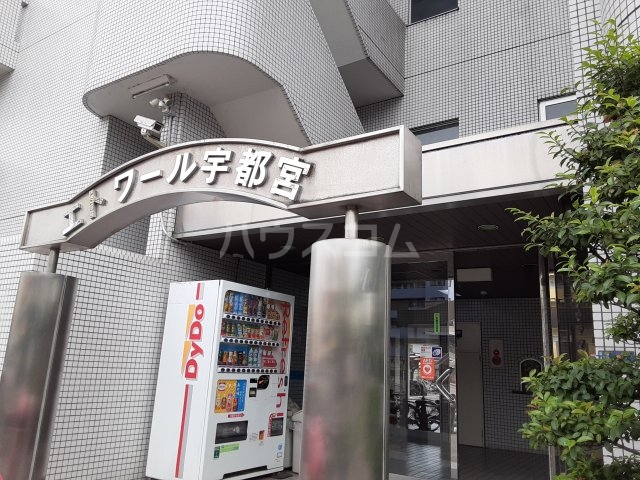 21/30 エントランス