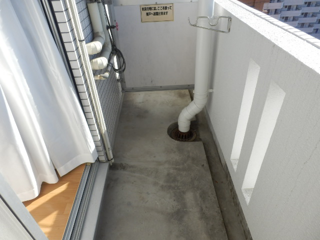 14/30 バルコニー