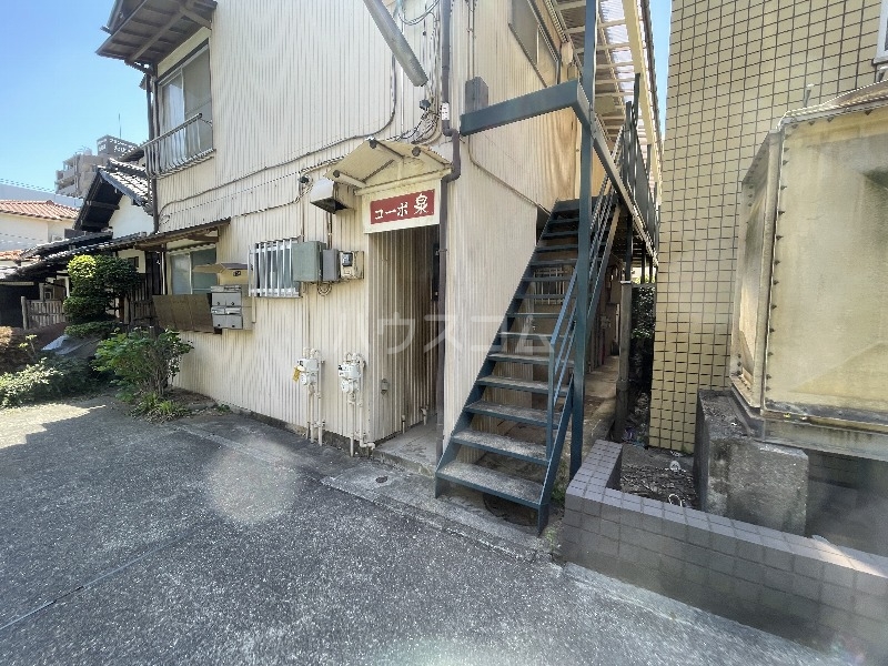 21/29 エントランス