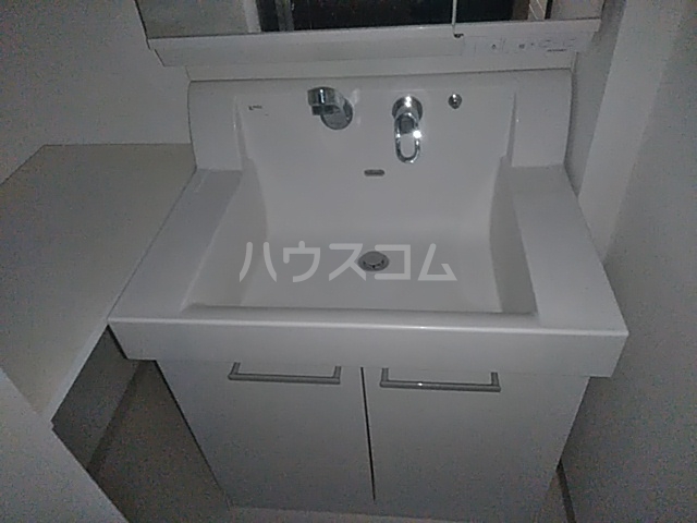 13/27 洗面