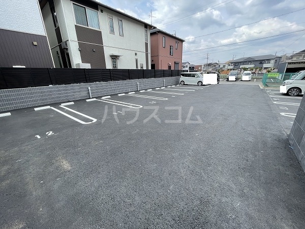 22/30 駐車場