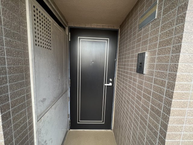 17/30 玄関