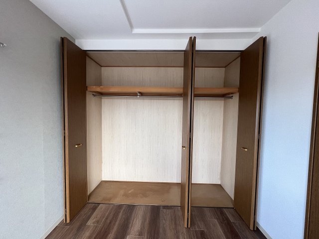 13/30 収納