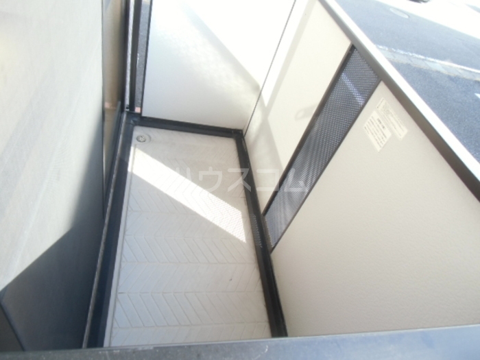 13/20 バルコニー