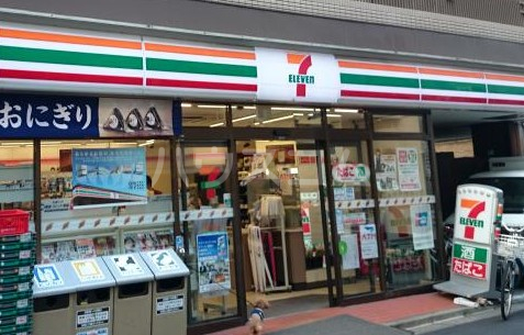 7/11 周辺