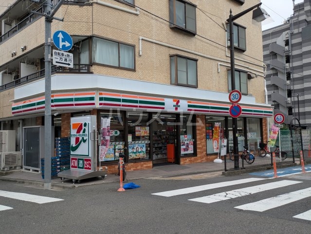7/11 周辺